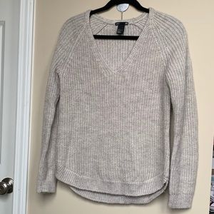 H&M sweater v neck sz S